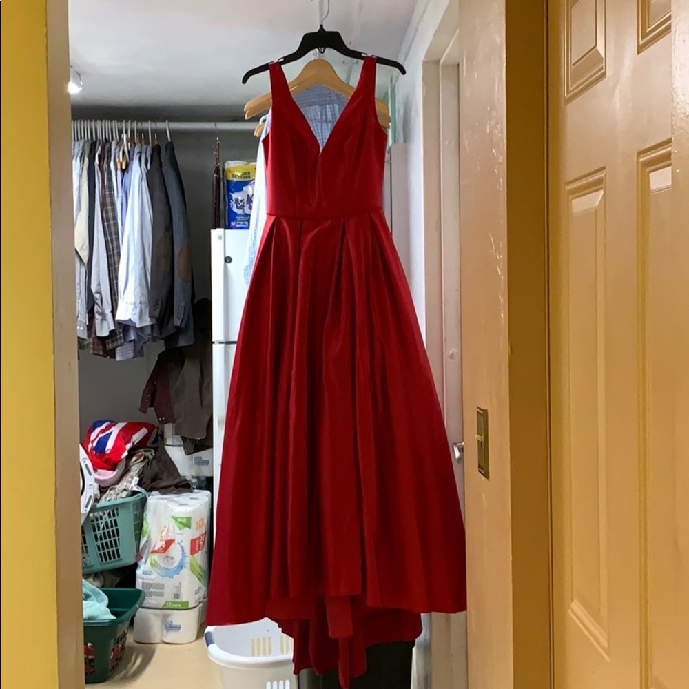 red prom dress